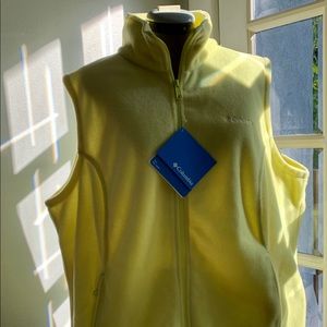 Columbia yellow fleece vest, Sz 2X